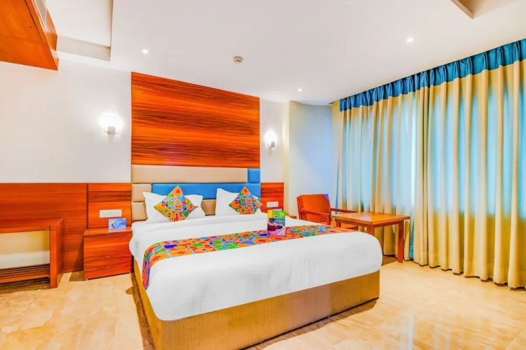 Fabhotel Kings Crown Iii