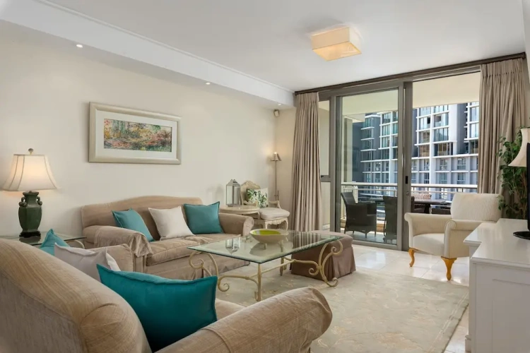 Apartment with balcony