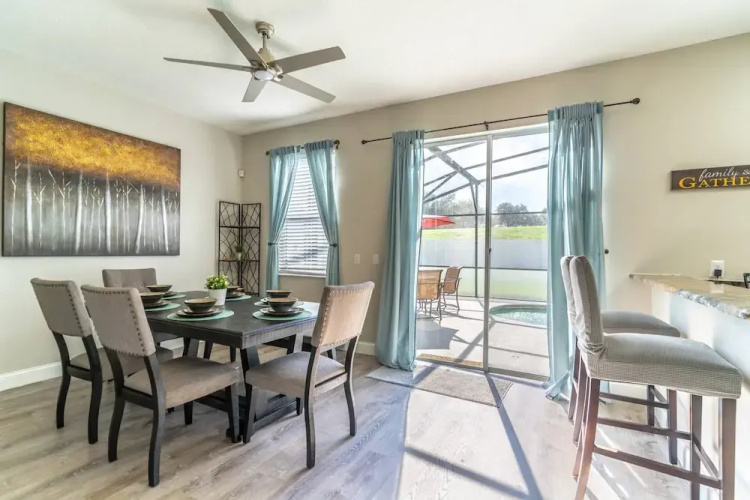 185 Windwood Bay