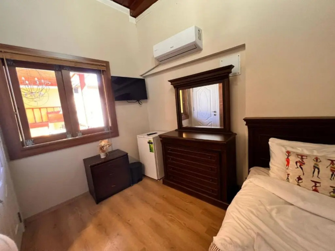 Sarı Konak