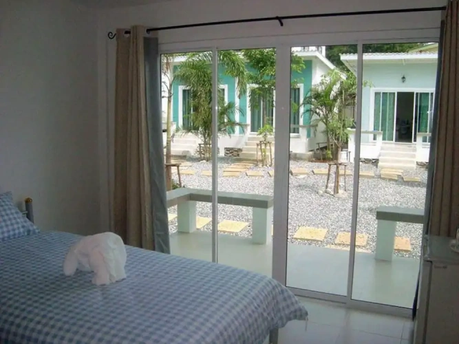 Twin Bungalow with balcony