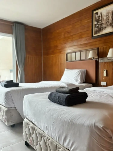 Standard Twin room with balcony