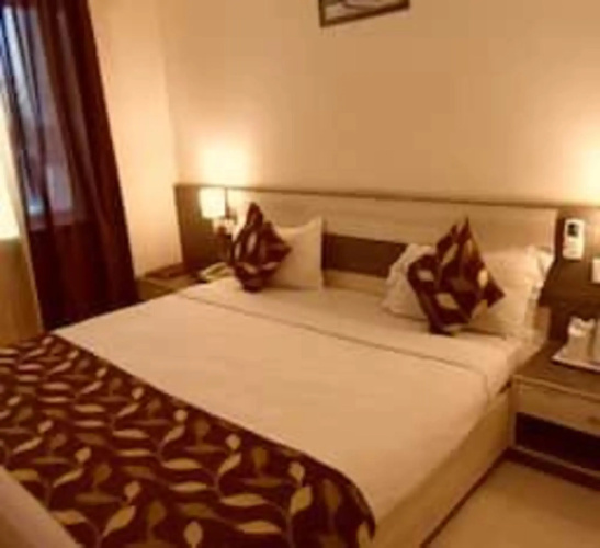 Oyo 35769 Hotel Rishabh