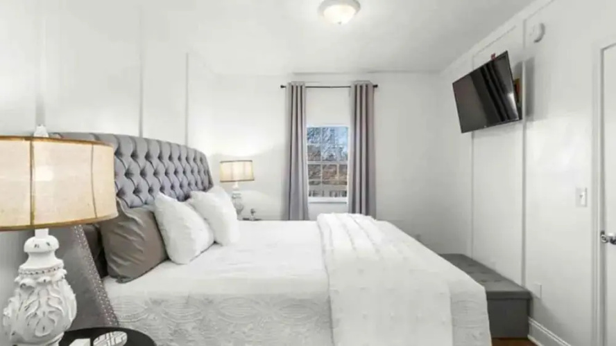 Beautiful New Remodel Pool Golf Condo