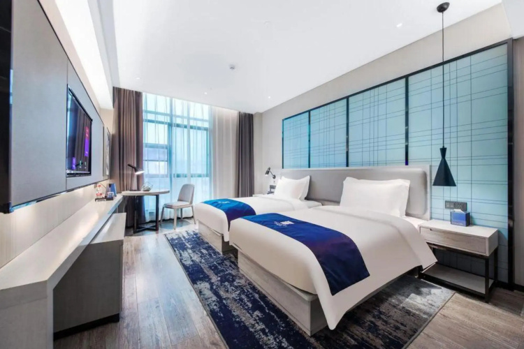 Echarm Hotel (Kaifeng Jinming Plaza)