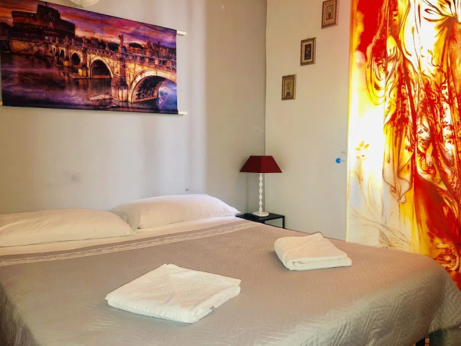 Parisa Suite