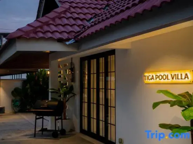 Ipoh Tiga Pool Villa by Papahost