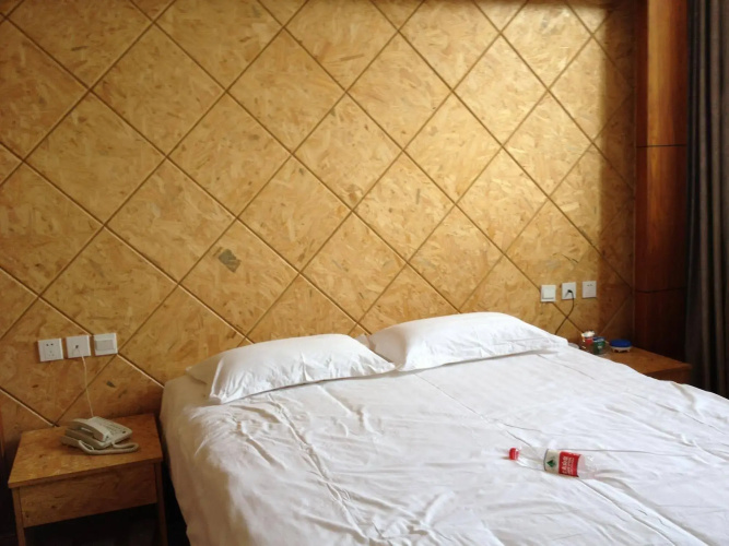 Chengde No.1 Business Hotel