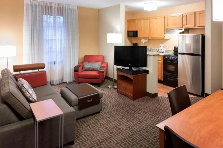 2 Bedrooms Double Suite