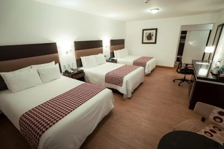 Superior Triple room