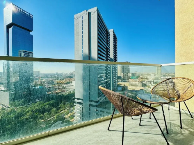 Venduras -Bright Studio Hameni Tower JVC