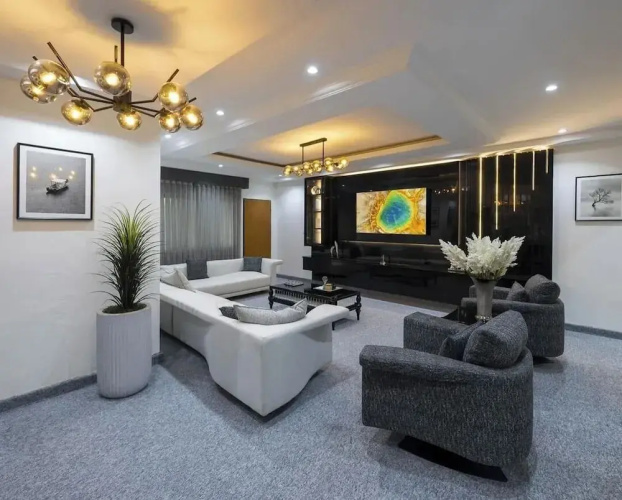 Daveange Hotels