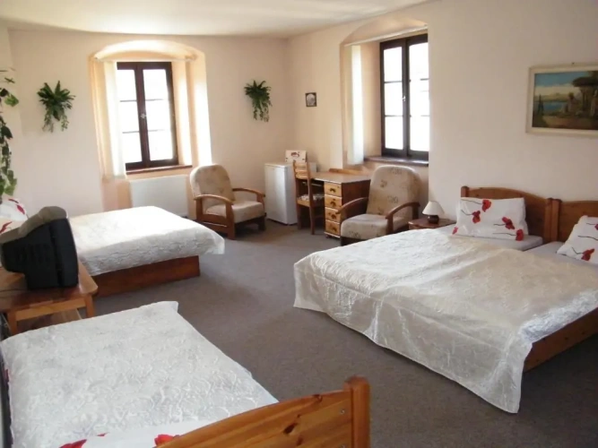 Standard Quintuple room