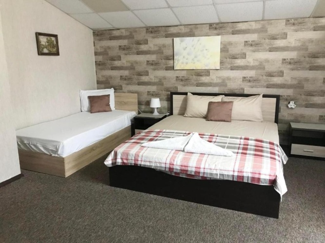 Economy Triple room