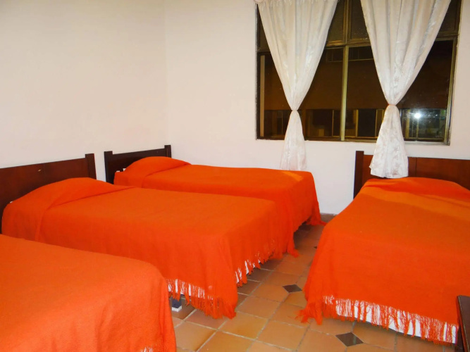 Boulevard del Rio Hotel