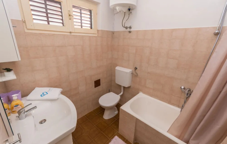 Apartments Mactra