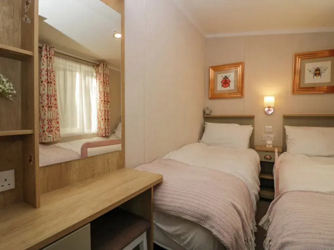Lily Rose Lodge
