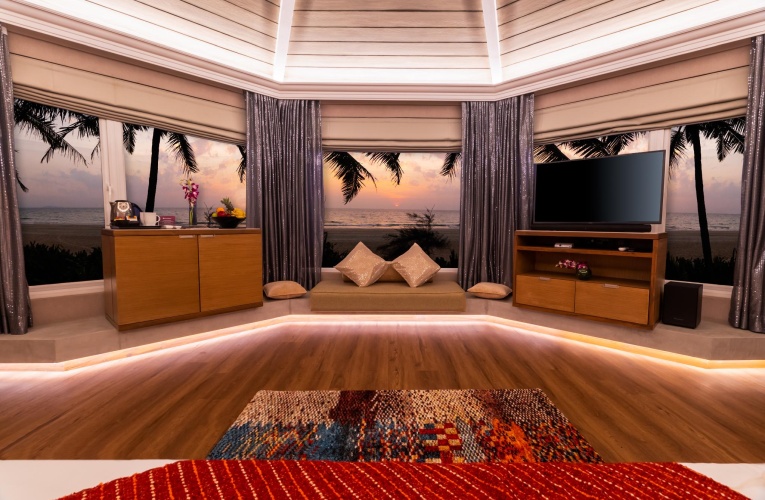 Chalet with sea view