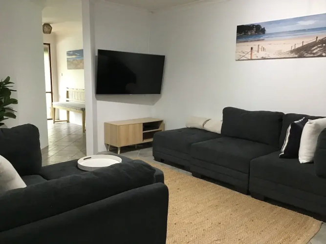 Discover the Charm of Hakea Haven