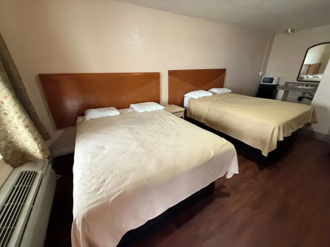Gables Motel