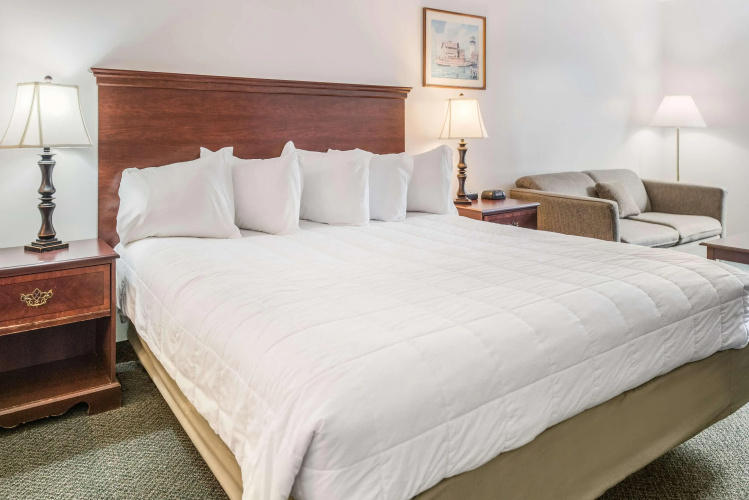 Knights Inn Sandusky OH