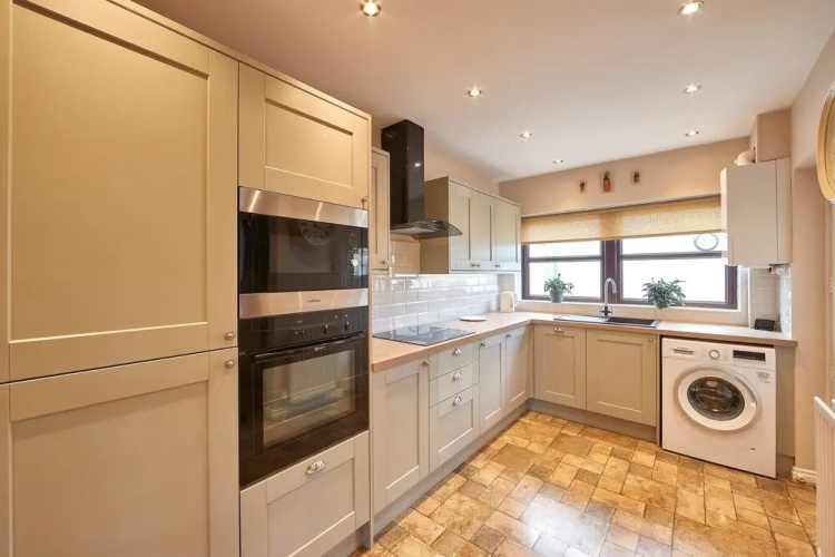 Wood Street Cottage