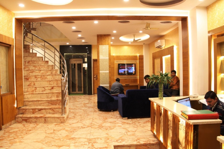 2 Bedrooms Standard Double room with city view