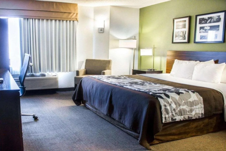 Sleep Inn & Suites Columbus - State University Area