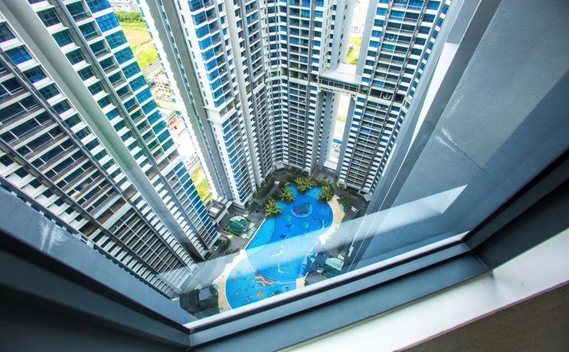 Play Residence At Atlantis