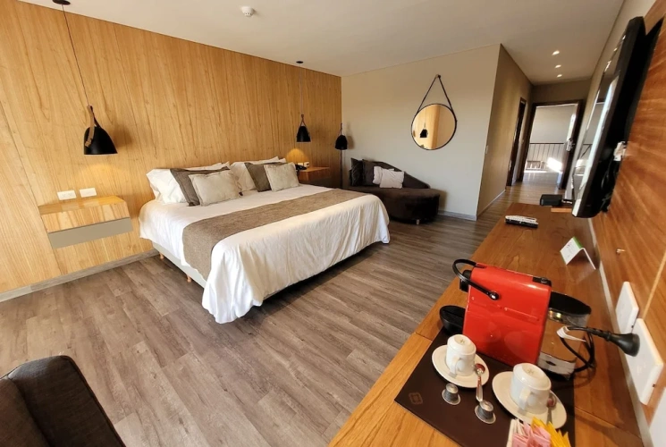 Premier room
