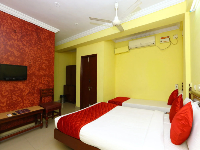 OYO 9343 JP Residency
