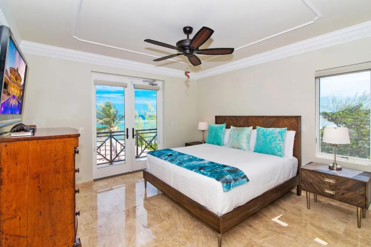 Blue Water Villa