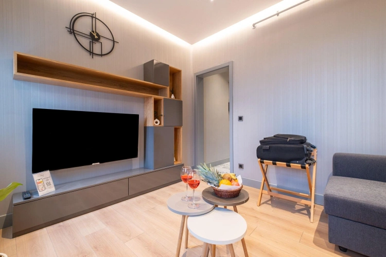Guest rooms