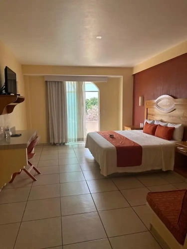 Standard Twin room with balcony and with view