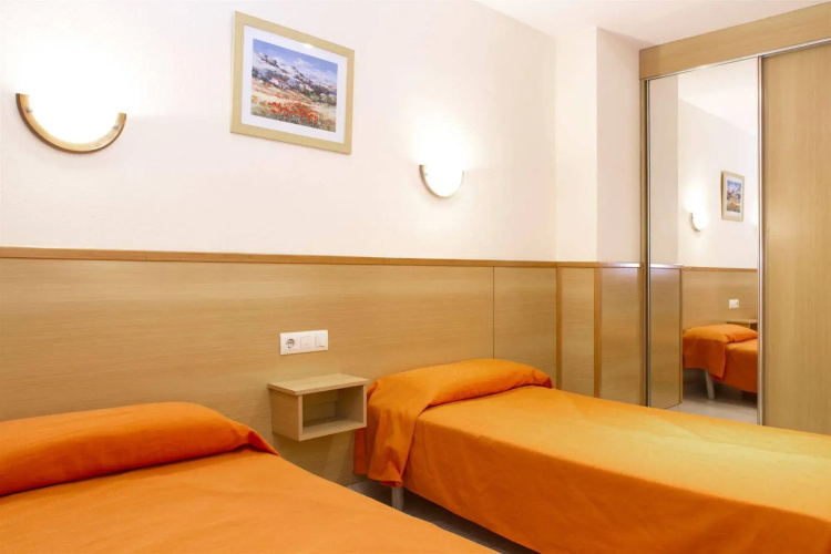 Azahar Apartamentos