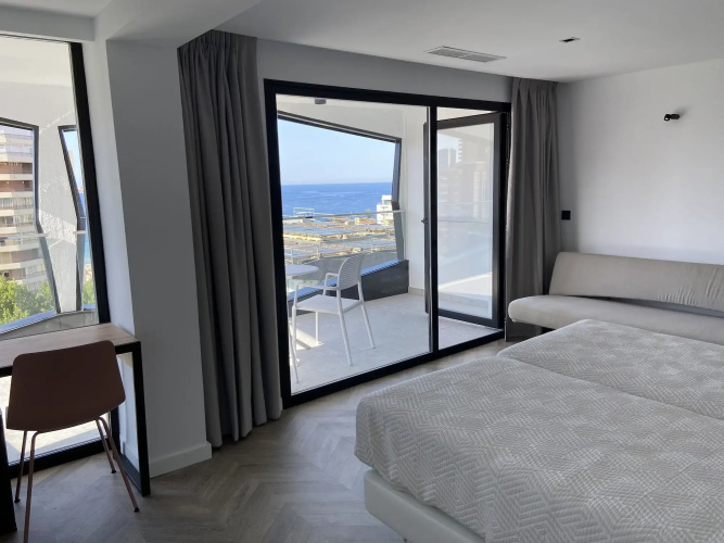 Apartamentos Belroy