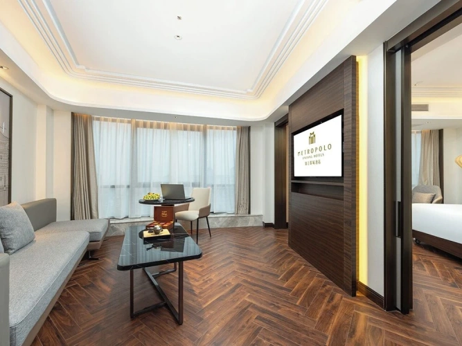 Executive Suite
