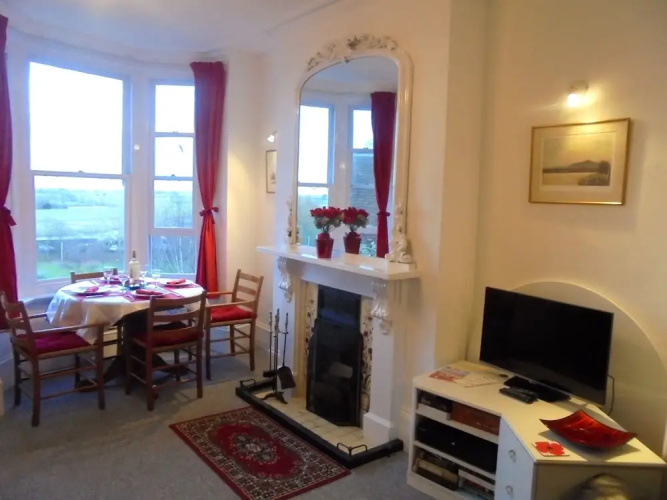 Seaview Cottage