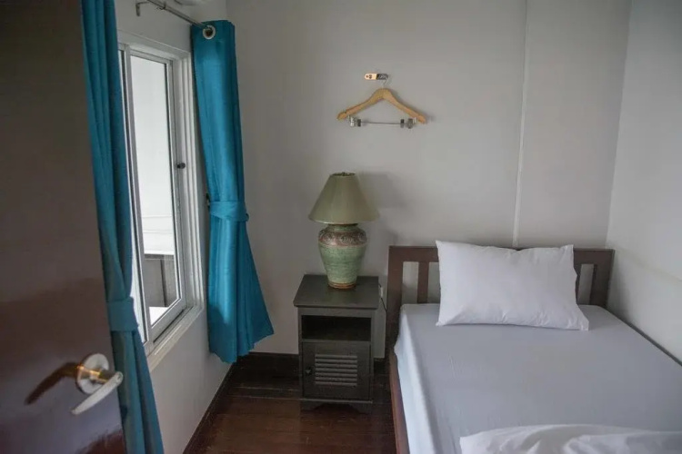 The Traveller Hostel - Adults Only