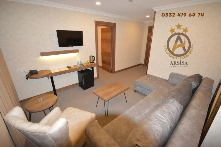 Arsi̇sa Hotel