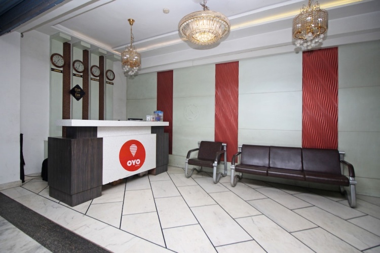 Hotel The City Square & Suites