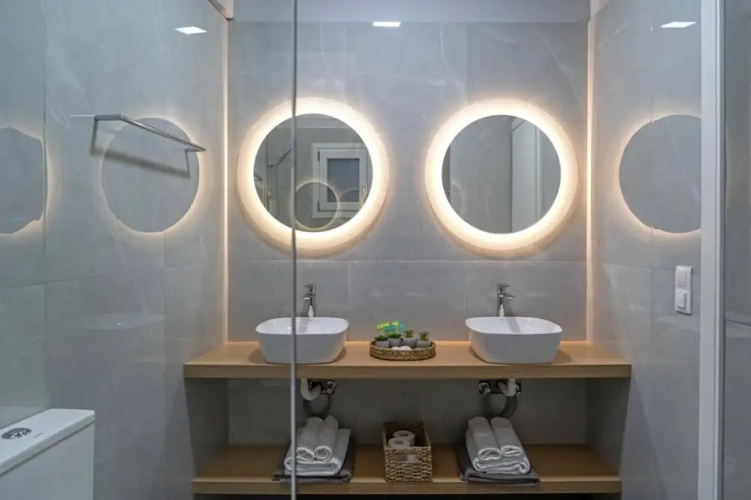 Nisimos Modern Apartment