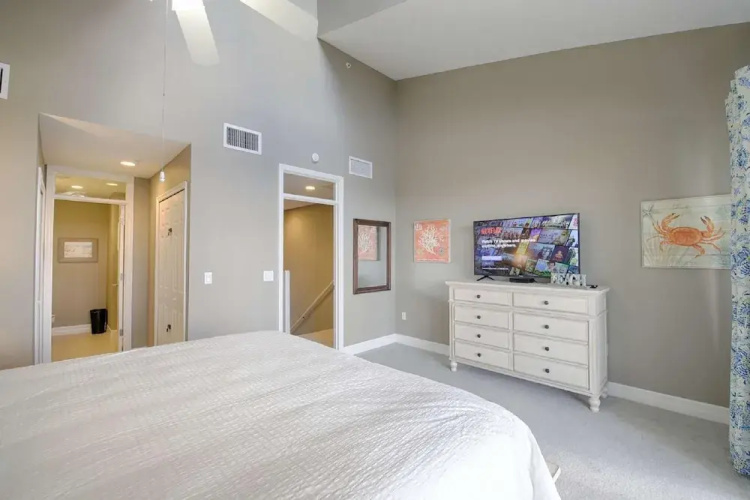 607 Little Harbor