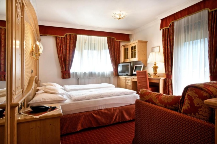 Standard Double room with mountain view