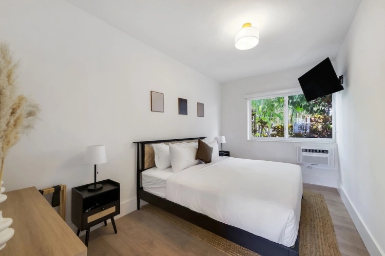 2 Bedrooms Deluxe Apartment