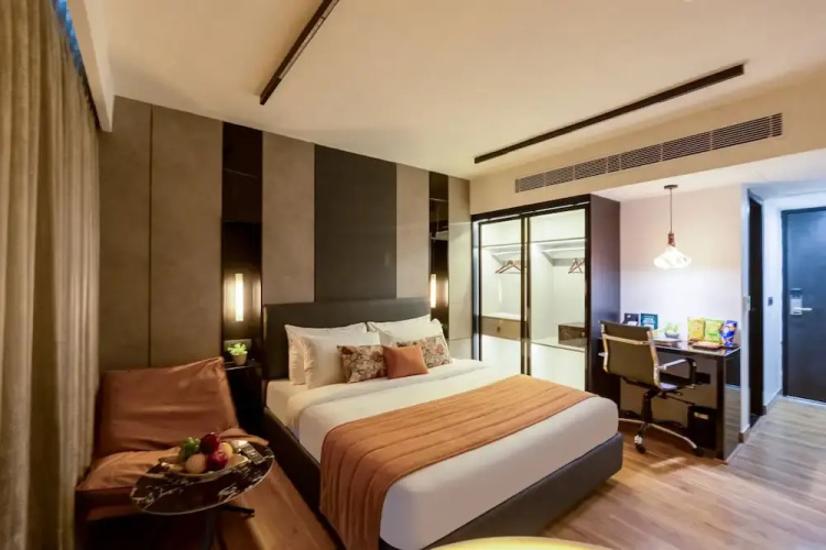 Hotel Limon Sector 45 Gurgaon