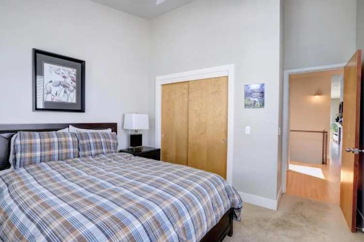 219 San Miguel