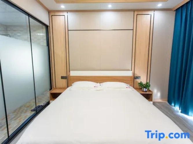 Standard Double room with view