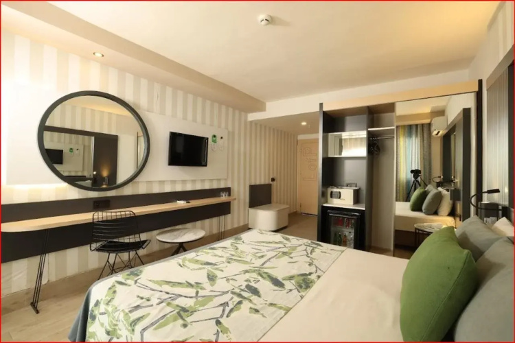 EOS Beach Resort