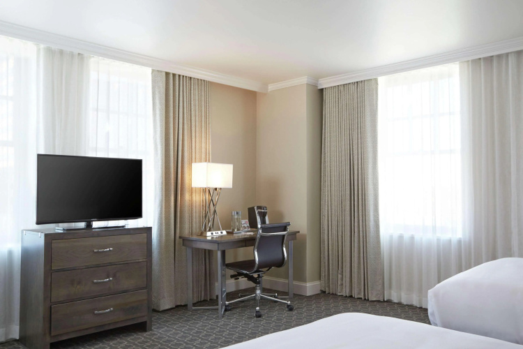 Redmont Hotel Birmingham, Curio Collection by Hilton photo 9